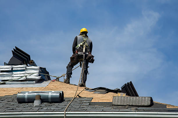 Professional Roofing technician working in Kalamazoo, MI